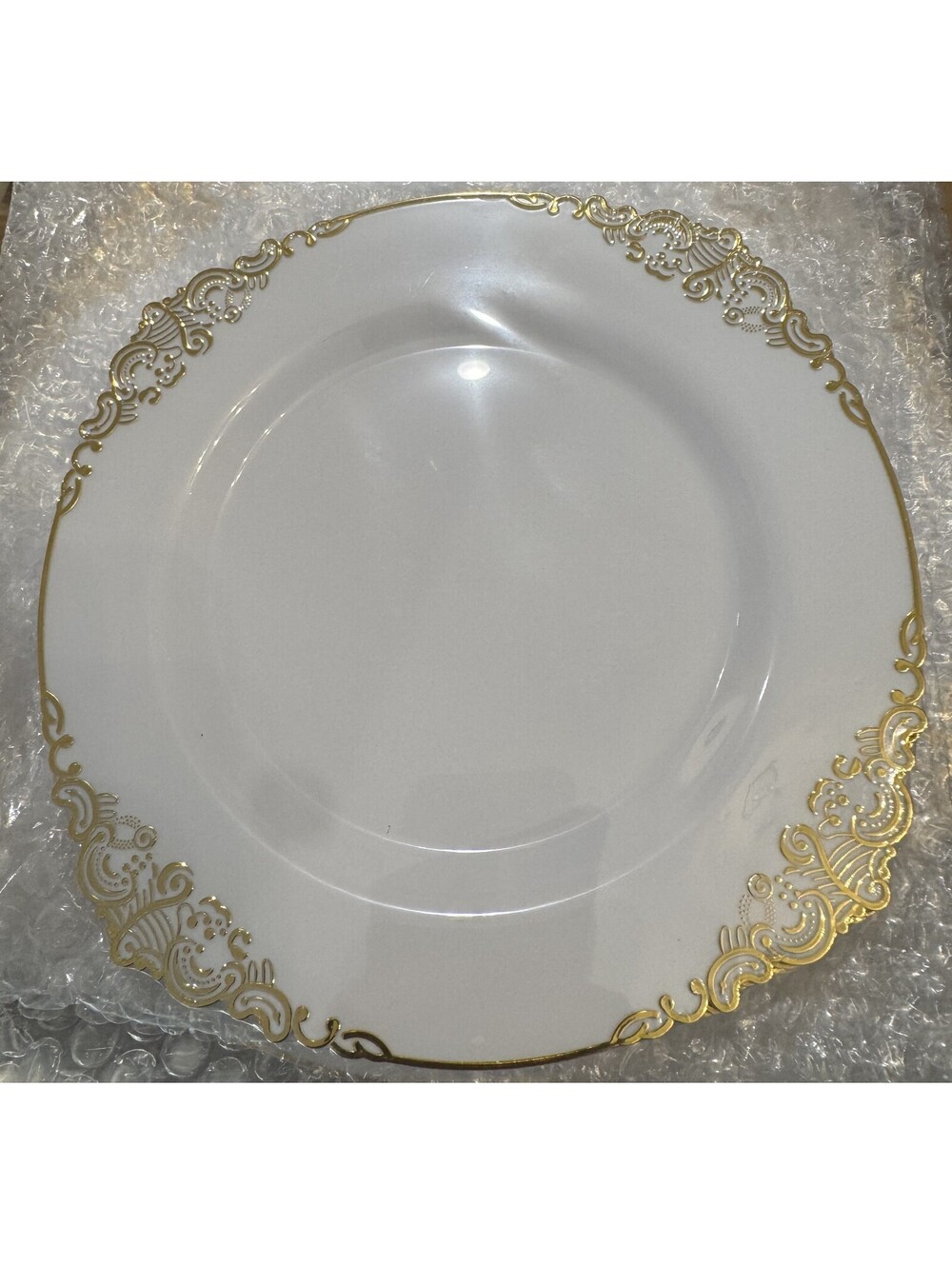 New 50 Piece White/Gold Plastic Plates & Cutlery Set